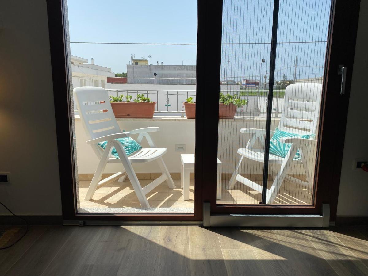 Tiffany Room- Vicinissima A Porto Cesareo Leverano Exterior photo